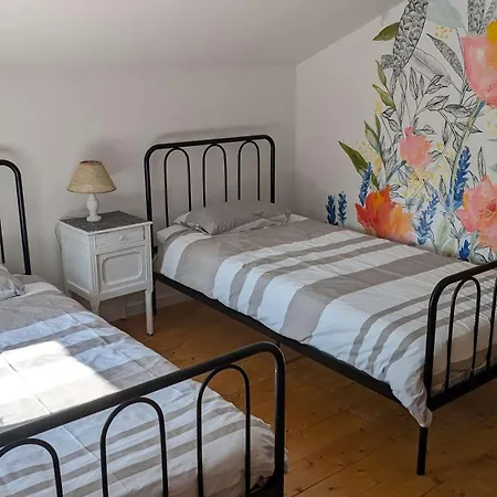 Old House For 10 People - Countryside - Pool Holiday home *